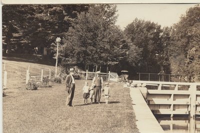 Herman Warren with son Don, other children and friend at Newboro c.1926