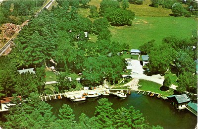 Alford's Esso Marina Chaffey's Lock 1964