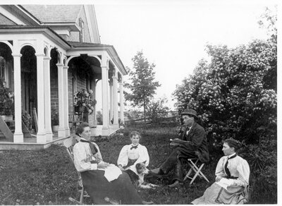 South Elmsley unidentified family c.1905