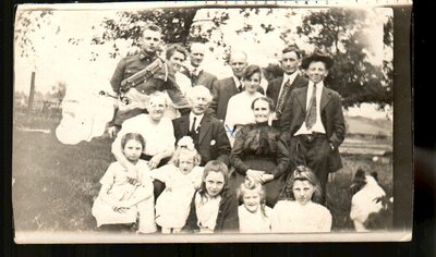 Dennis and Ellen Brady Mahoney with members of the Alford and Fleming family