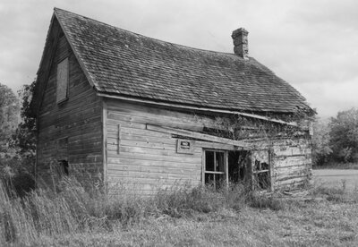 Abandoned homestead near Crosby on Highway 42 - possibly a Knowlton home