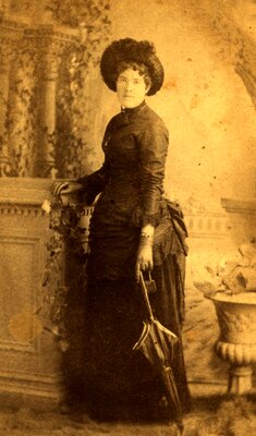 Unknown Lady Davis Dewolfe Album