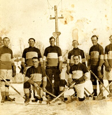 Delta Hockey Team c1930