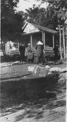 Visitors at Fettercairn Island