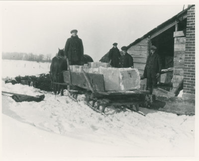Filling the ice house at the Chantry cheese factory c.1930