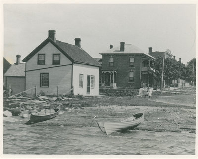 Main Street Portland looking south c.1900