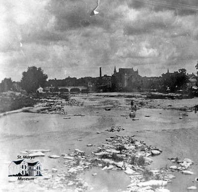 Looking North up the Thames River