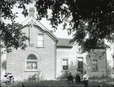 Women's Portrait with House in the Country, c. 1902-1906