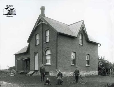 Group Portrait with Large Brick House in the Country, c. 1902-1906