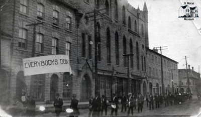 Parade on Water Street