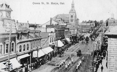 Parade, Queen Street