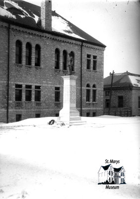 Cenotaph in Winter