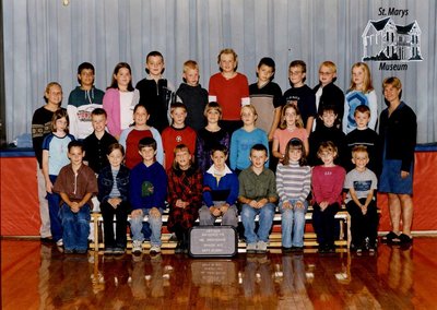 Arthur Meighen Public School Class Photo, Grade Four/Five