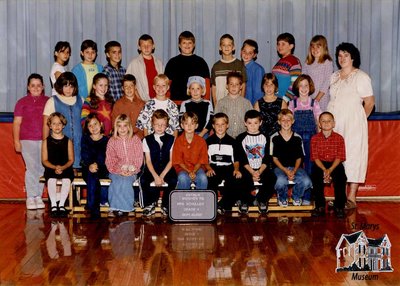 Arthur Meighen Public School Class Photo, Grade Four