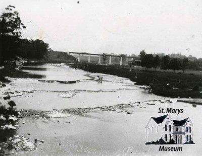 View of Thames River and Sarnia Bridge