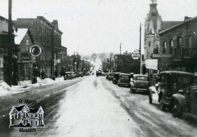 Queen Street Looking West