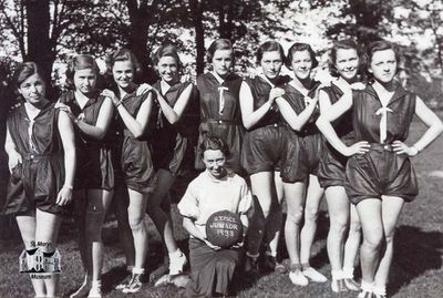 St. Marys C.I. Junior Girls Basketball Team