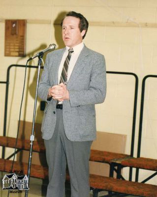 Mayor Gerry Teahan at the Friendship Centre's 10th Anniversary