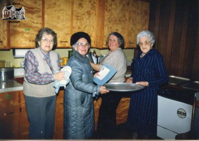 Friendship Centre Kitchen Cleanup