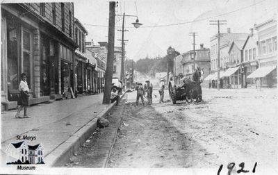 Paving Queen Street