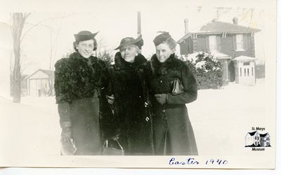 Grace, Annie, and Isabelle Chesterfield