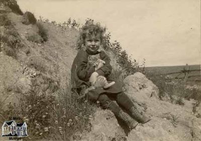 Una M. and Her Pet Kitten