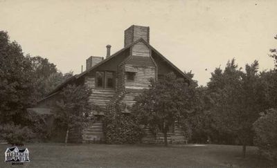 Log Cabin at Palmer Park in Detroit