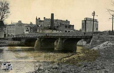 View of Victoria Bridge and Great Star Flour Mill