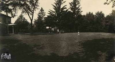 Exterior view of Athol Brae and lawns, 1913