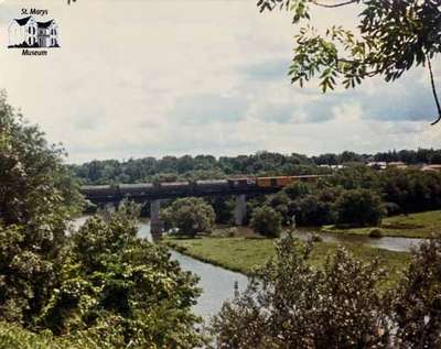 CNR freight train on Sarnia Bridge