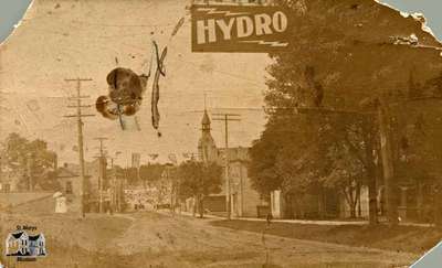 Queen Street looking west, ca. 1900