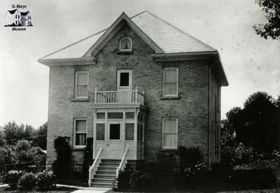 98 Peel Street North, ca. 1910