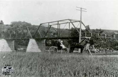 Thames River Bridge