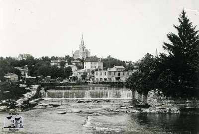 The Falls looking north to the Presbyterian Church