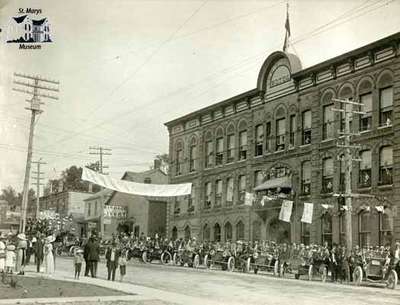 Queen Street in 1912