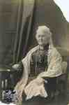 Mrs. George Grant of "Bliuk Bonnie", St. Marys