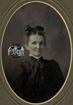 Woman with bow in hair