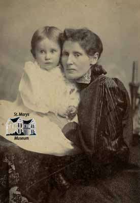 Mrs. (Dr.) W.P. Caven and daughter Ruth