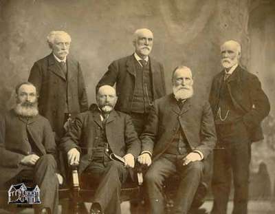 Group of men at 60 years of age, 1904