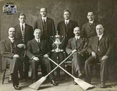 Curling Team, 1915