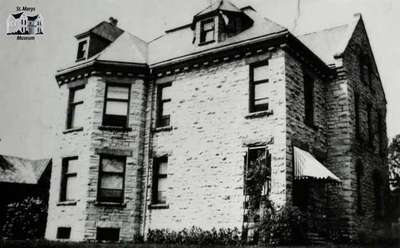 Gray Gables, 130 Wellington St. N., ca. 1910