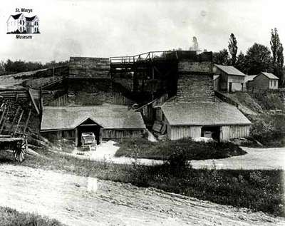 Sclater Limeworks, 1904