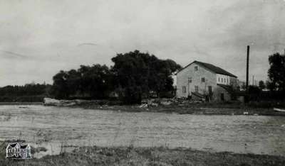 Cruttenden and Nichol Flour Mill