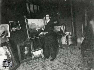 Artist William Greason in his St. Marys studio, 1907