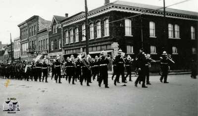 North side of Queen Street west of Wellington (ca. 1935)