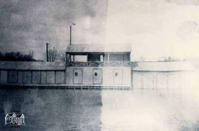 The Boat House at the Flats