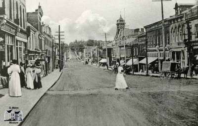 Queen Street looking west