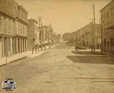 Queen Street looking east