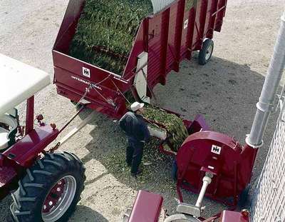 Forage Blower and Wagon