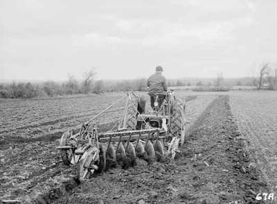 Disking / Ploughing [Plowing] a Field: University of Guelph Digital ...